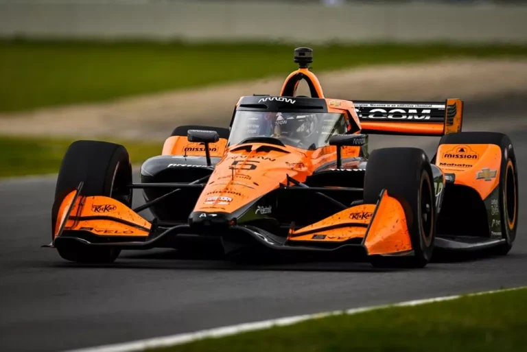 Arrow McLaren Secures Long-Term Chevrolet Engine Deal 8 arrow mclaren signs multi year engine extension with chevrolet Arrow McLaren Secures Long-Term Chevrolet Engine Deal